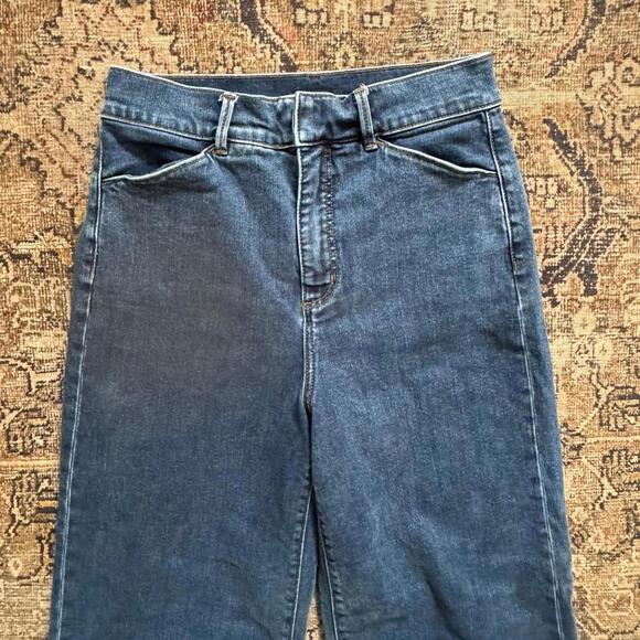 ANN TAYLOR The Trouser High-Waisted Wide-Leg Jeans Sz 4 - Picture 2 of 6